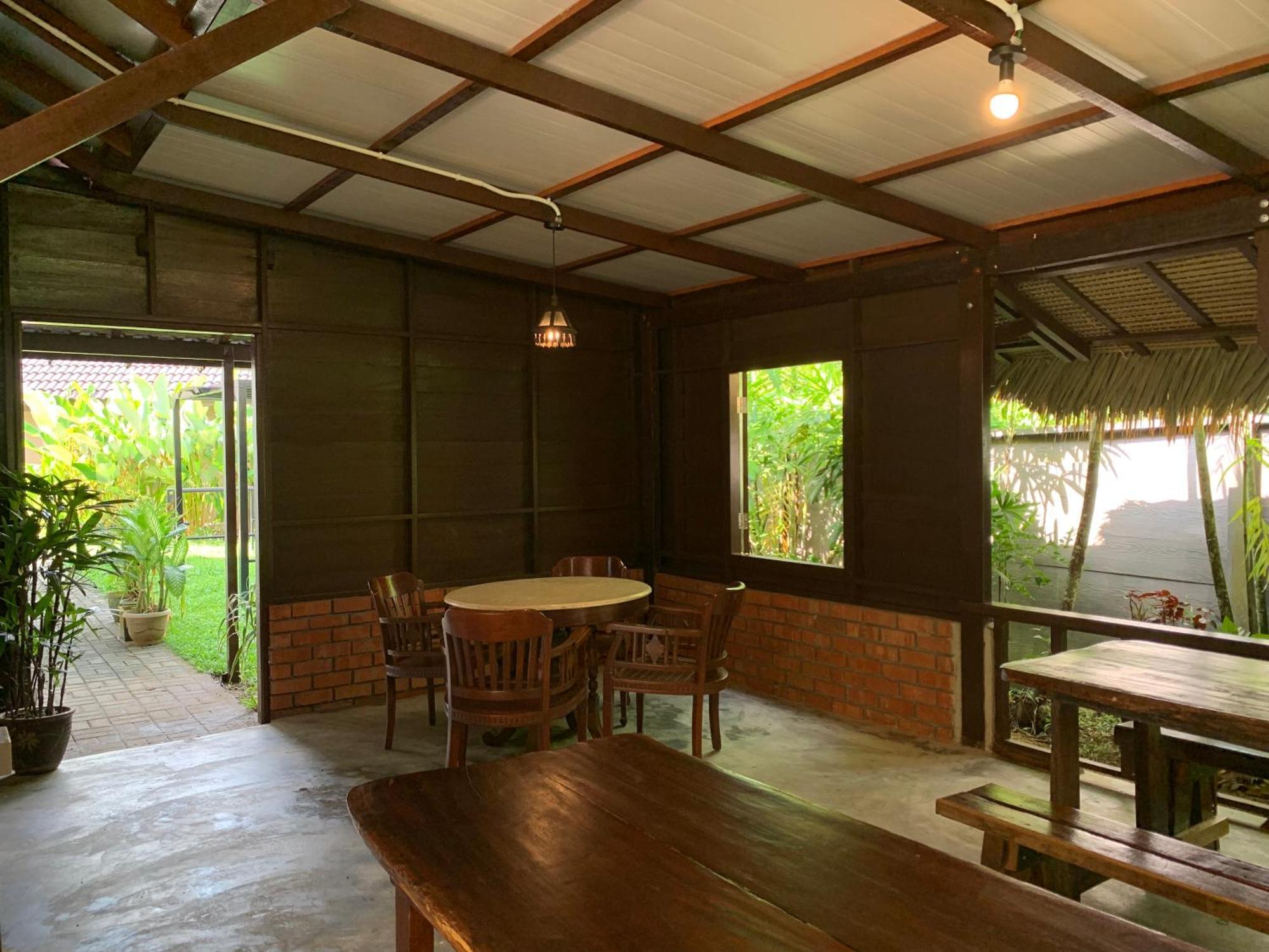 Bambu Getaway Apartment Kuah Exterior photo