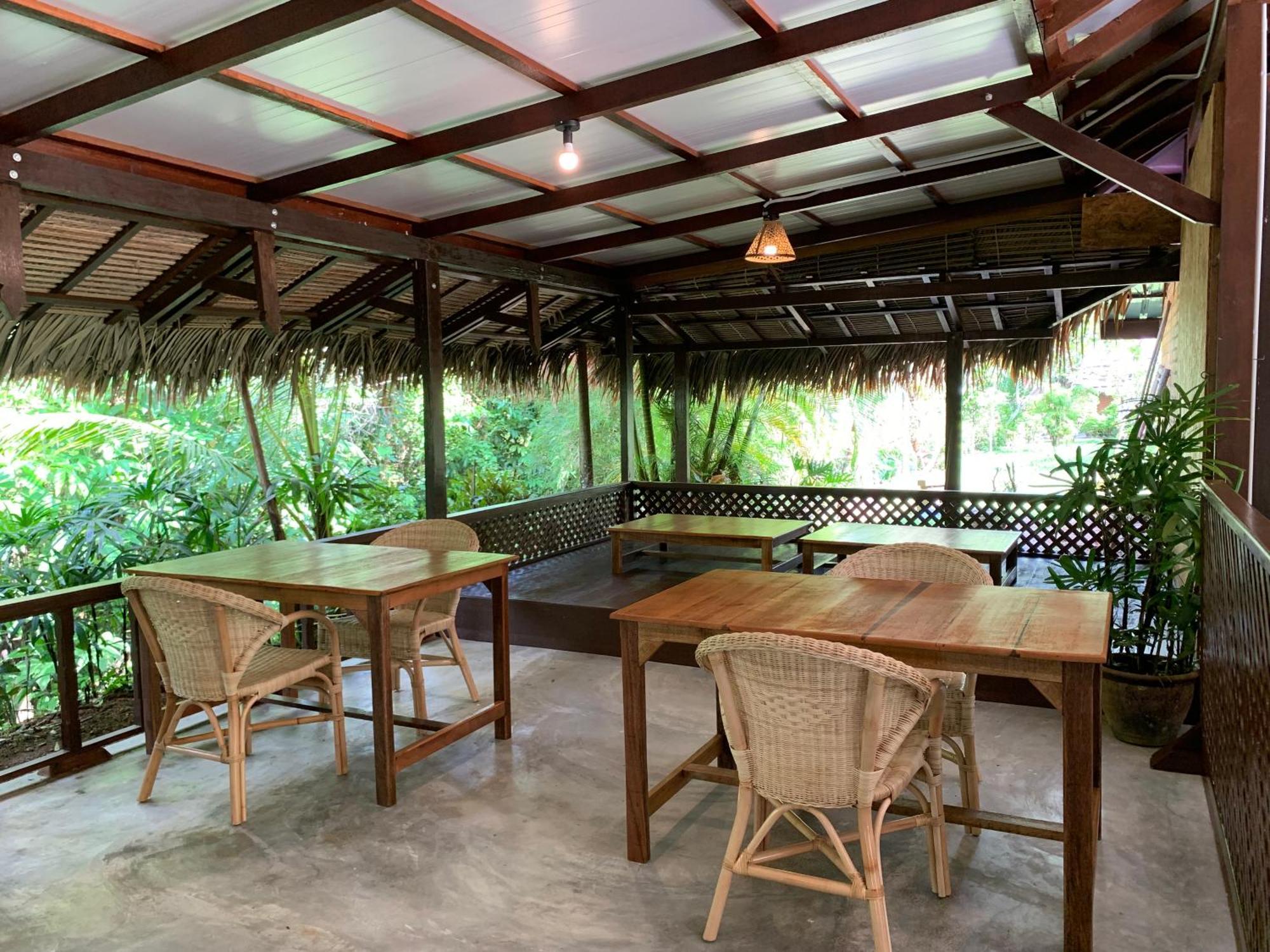 Bambu Getaway Apartment Kuah Exterior photo